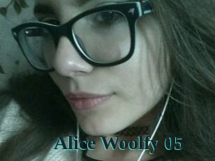 Alice_Woolfy_05