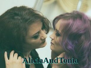 AliciaAndTonia