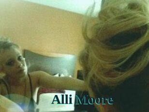 Alli_Moore
