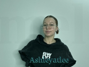 Ashleyatlee