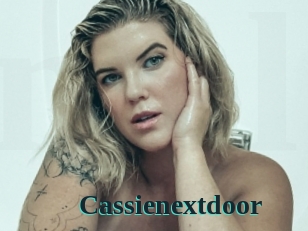Cassienextdoor