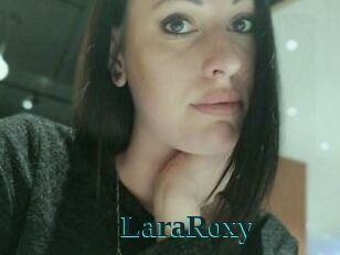 LaraRoxy