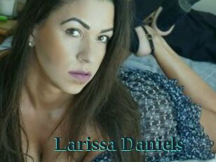 Larissa_Daniels