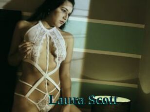 Laura_Scott