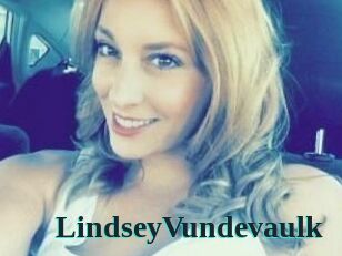 LindseyVundevaulk
