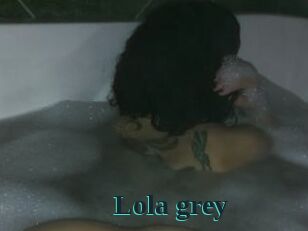 Lola_grey