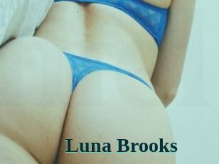 Luna_Brooks