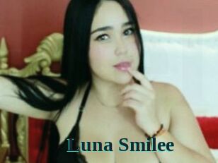 Luna_Smilee