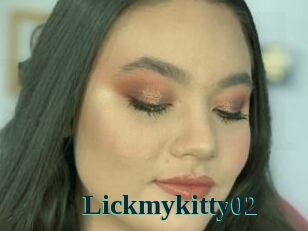 Lickmykitty02