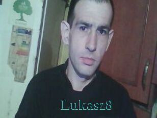 Lukasz8