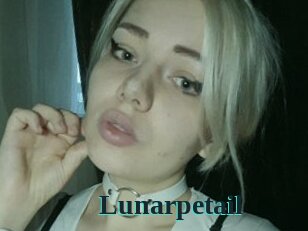 Lunarpetail