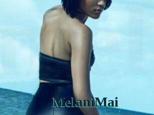 MelaniMai