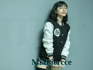 MiaPiercce