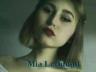 Mia_Leeblond