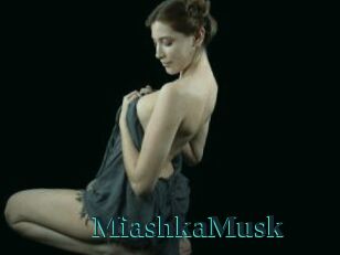 MiashkaMusk