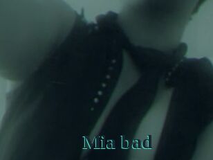Mia_bad