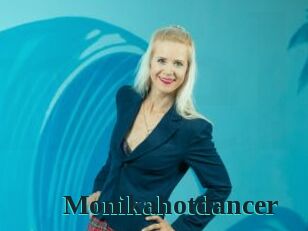 Monikahotdancer