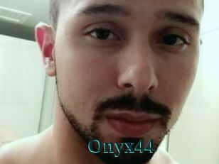 Onyx44