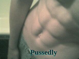 Pussedly