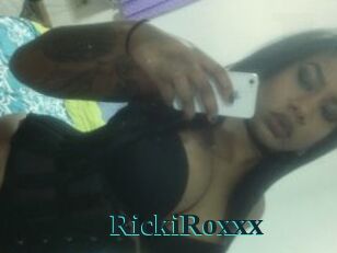 RickiRoxxx
