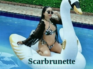 Scarbrunette