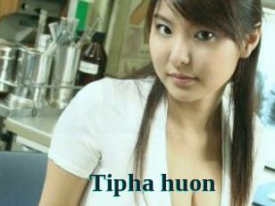Tipha_huon