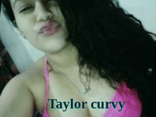 Taylor_curvy