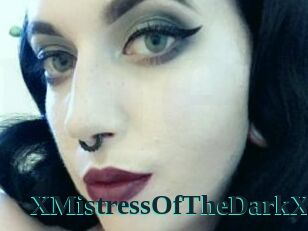 XMistressOfTheDarkX